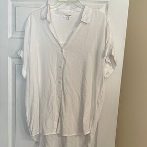 Beachlunchlounge White Button-Up Shirt